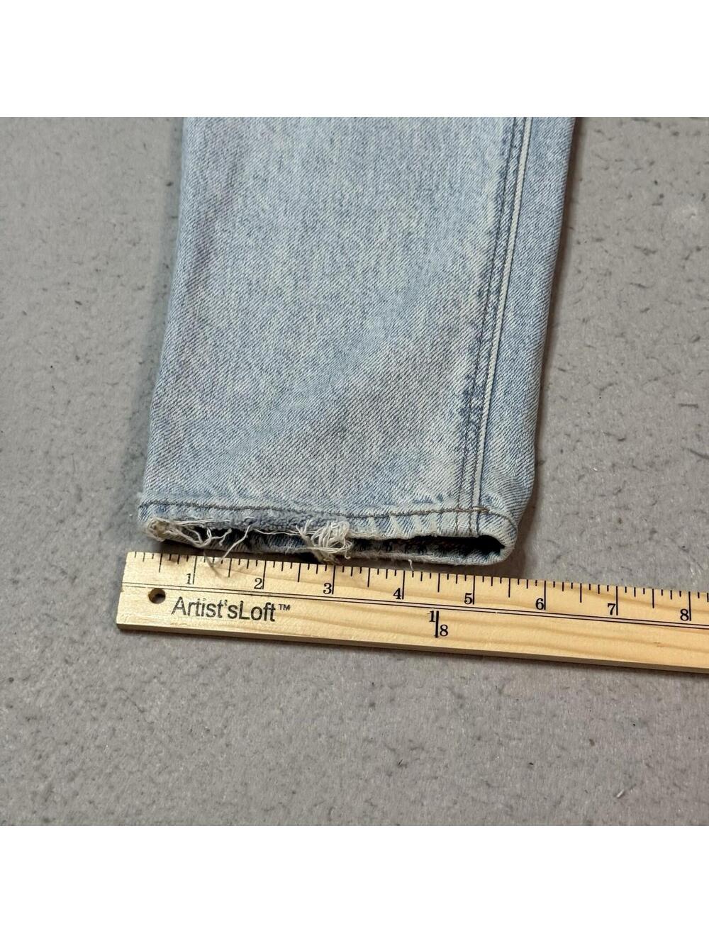 American Eagle Strigid Mom Jeans Womens Size 2 Light Wash Distressed Hem - Picture 7 of 14